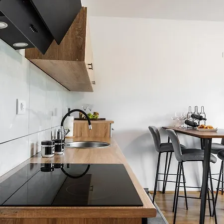 Tkalac Apartment Vir